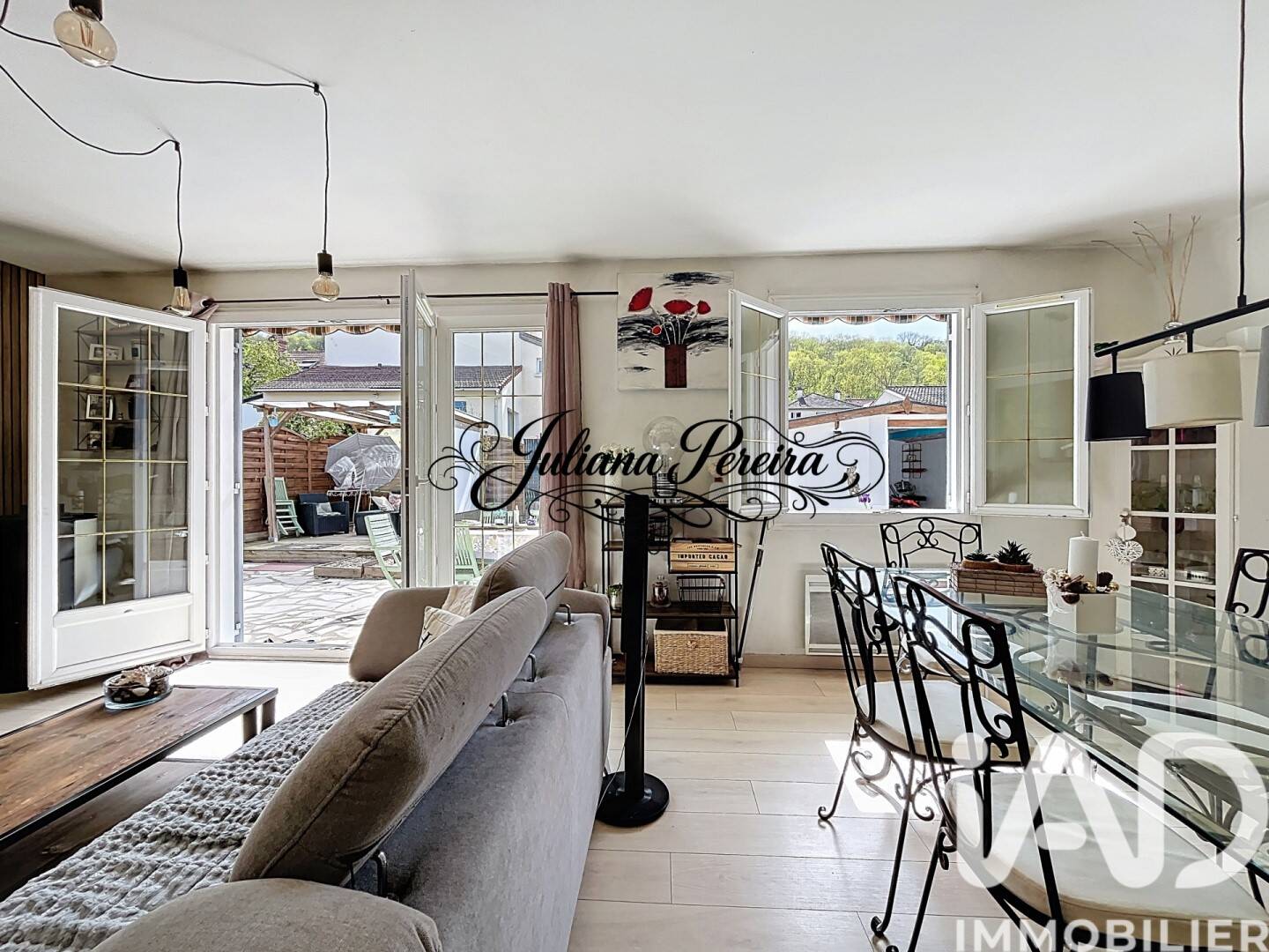 Maison 5 pièces 90 m² · à Mézières-sur-Seine · 90 m² · 284 000 €