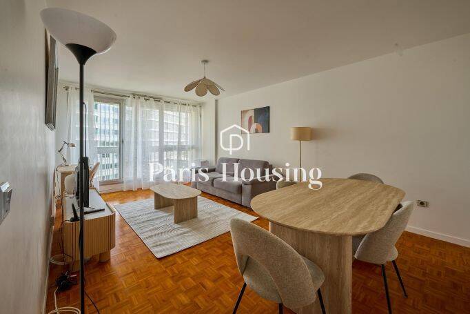 Appartement 2 pièces 56 m² · à Puteaux · 56 m² · 1 700 €