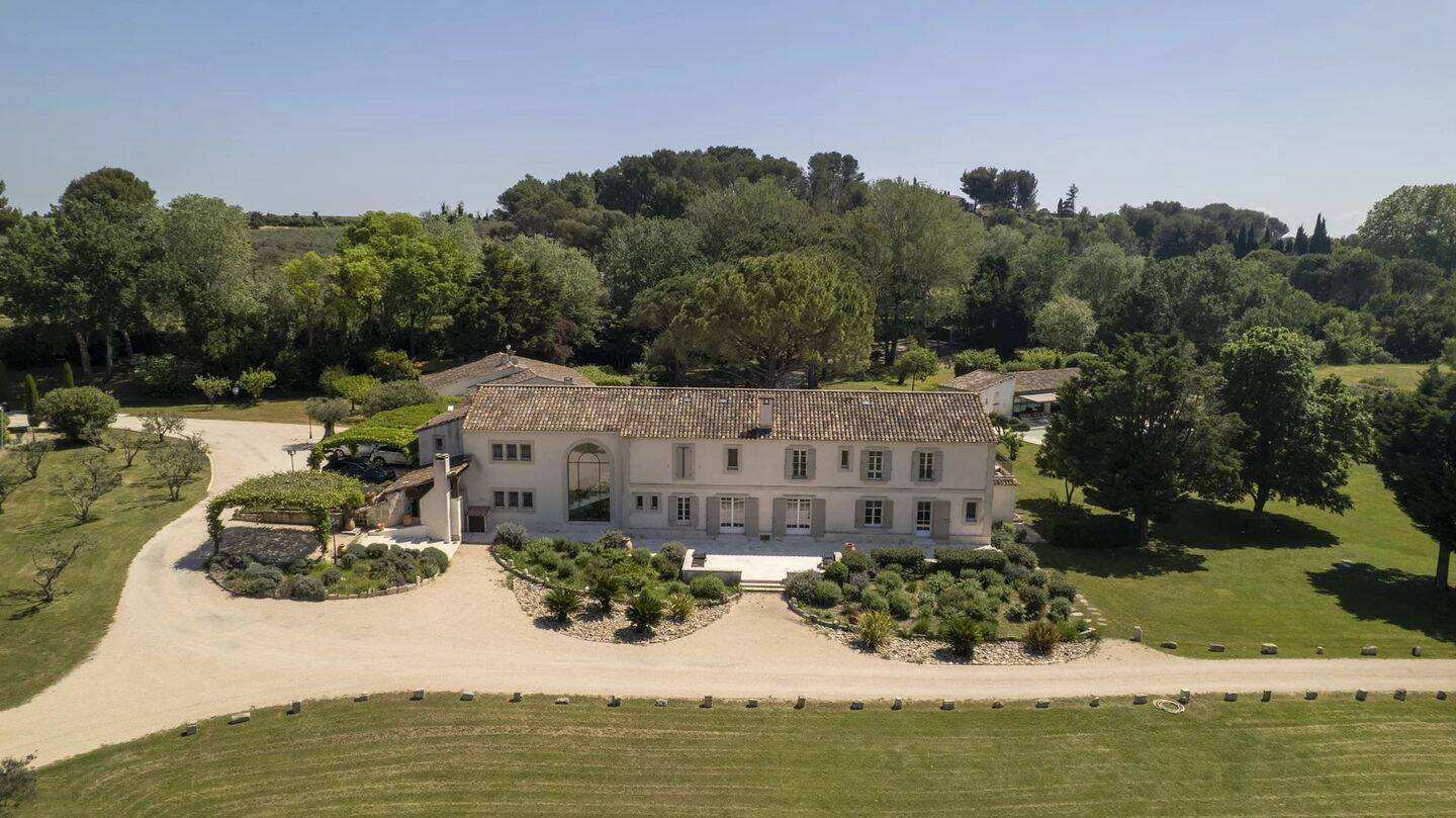Maison 18 pièces 625 m² · à Arles · 625 m² · 6 900 000 €