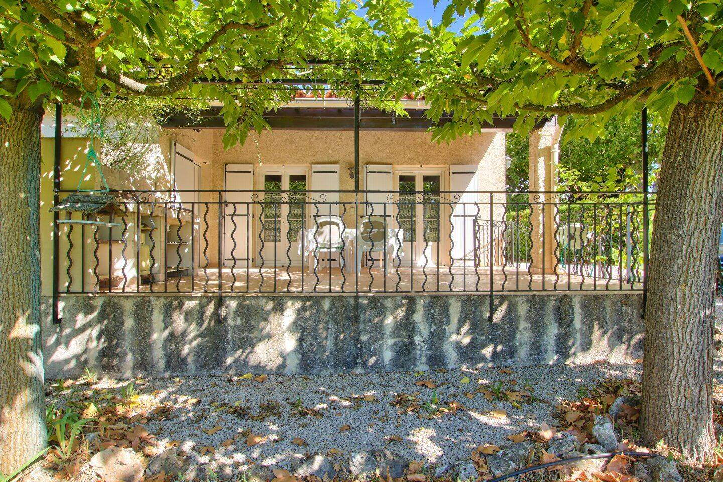 Maison 5 pièces 92 m² · à Tavernes · 92 m² · 335 000 €