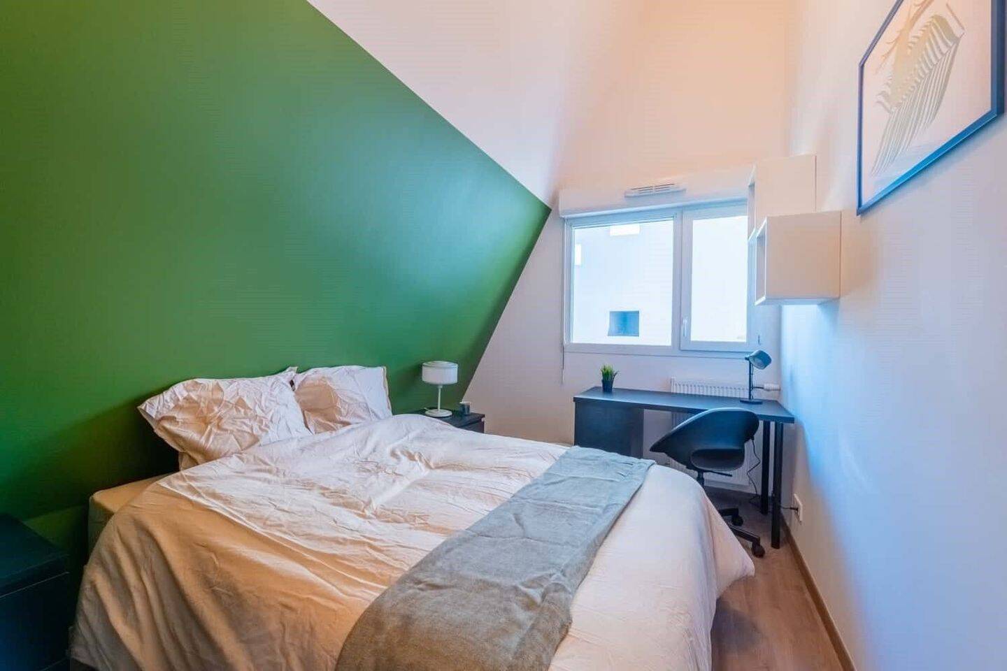 1 pièce 15 m² · à Bordeaux · 15 m² · 627 €