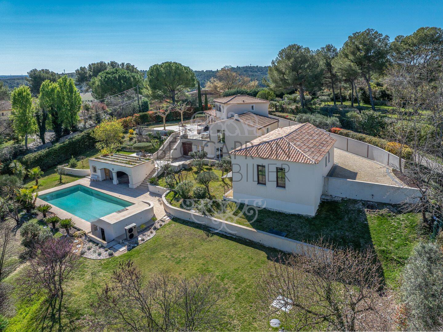 Maison 8 pièces 332 m² · à Aix-en-Provence · 332 m² · 2 590 000 €