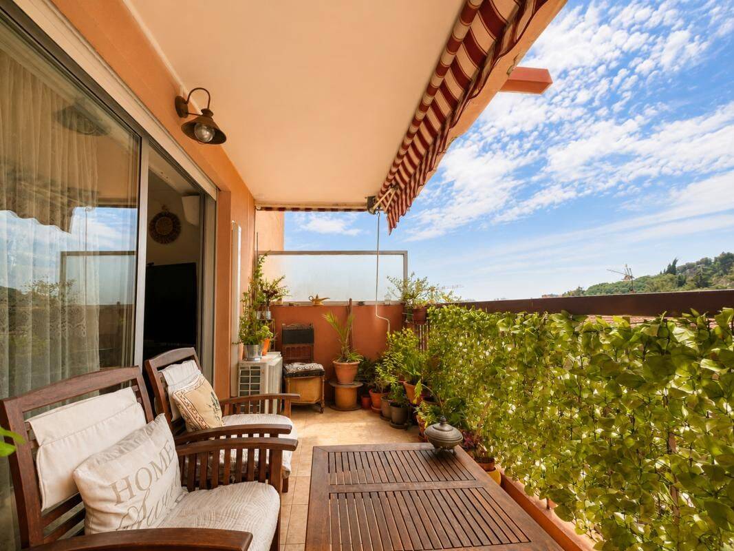 Appartement 3 pièces 74 m² · à Nice · 74 m² · 320 000 €