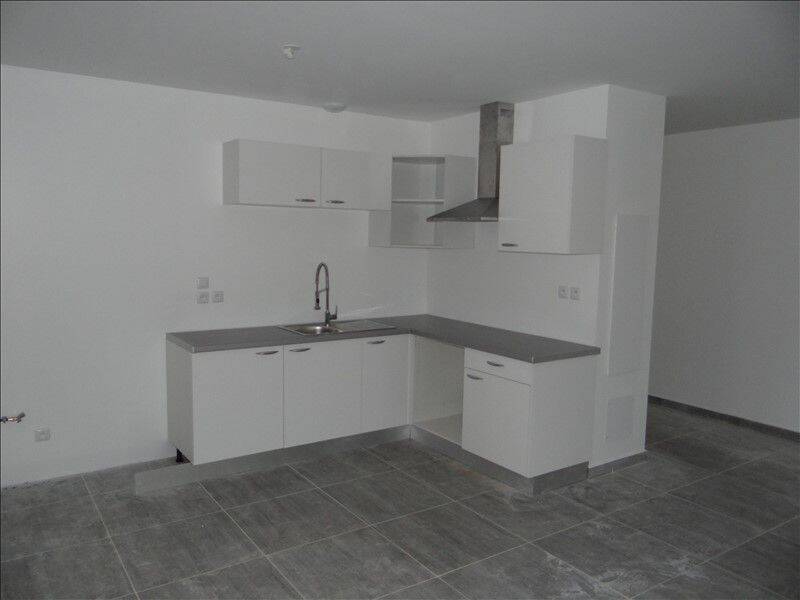 Maison 4 pièces 83 m² · à Ventabren · 83 m² · 1 366 €/mois