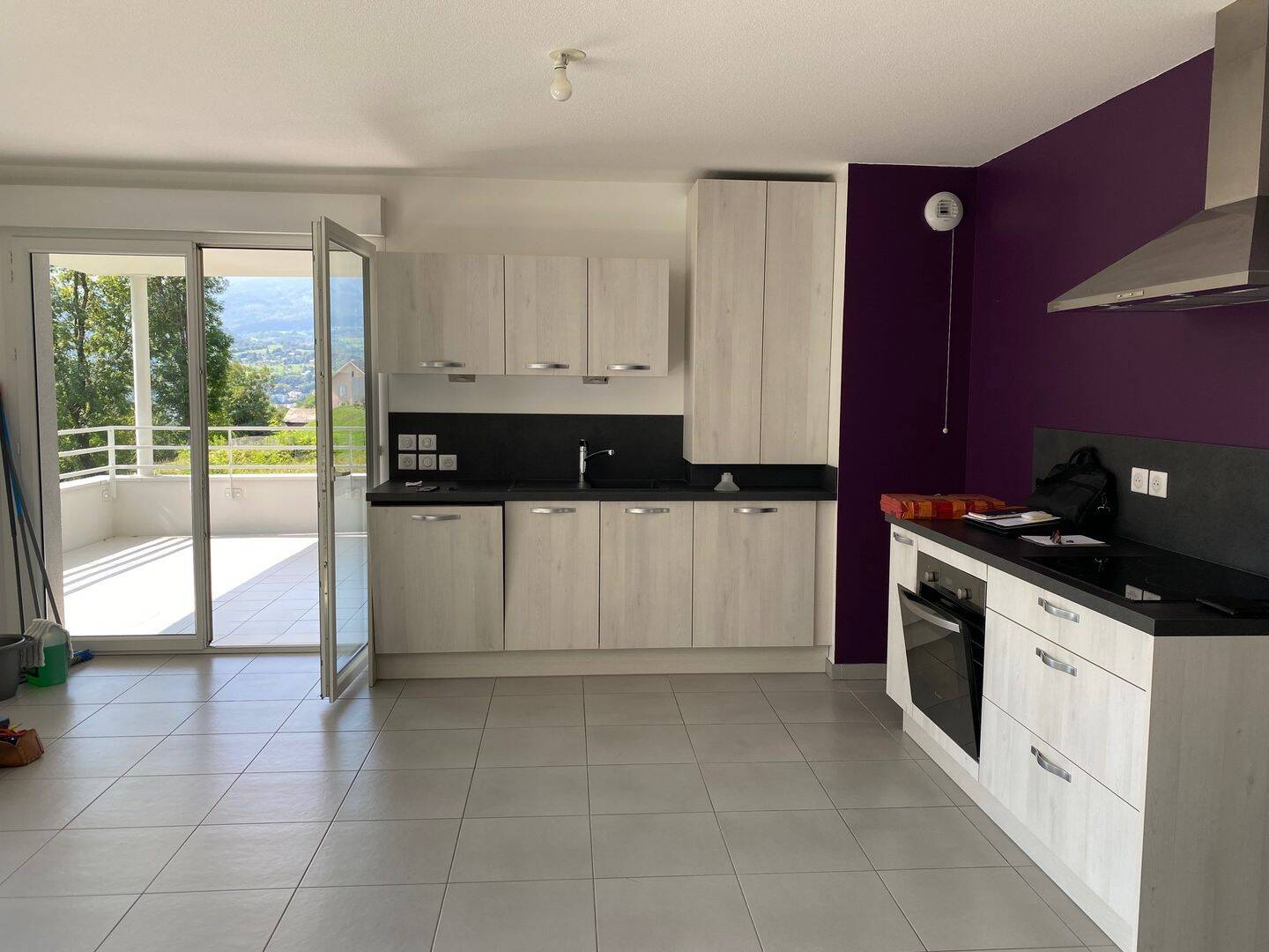 Appartement 3 pièces 78 m² · à Bassens · 78 m² · 1 090 €