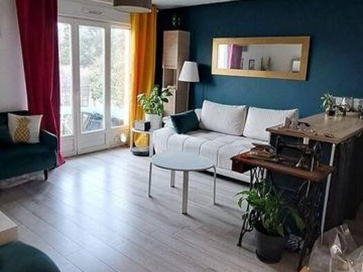 Appartement à vendre 152 000 € 2 pièces 1 chambre 39 m² Étage 2/2 Bellecroix-Pont d'Avignon Villeneuve-lès-Avignon 30400