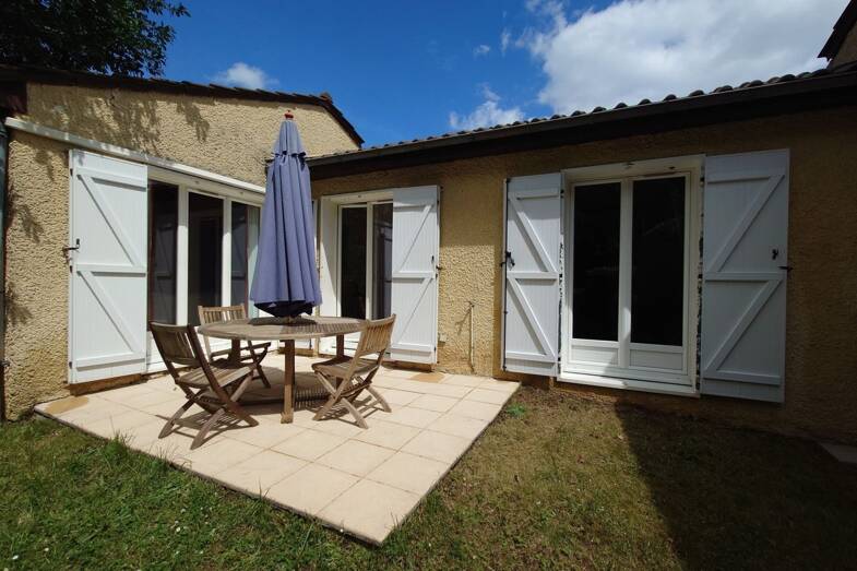Maison de plain-pied à vendre 504 900 € 4 pièces 3 chambres 102 m² 120 m² de terrain Les Metz-Pont Colbert Jouy en Josas 78350