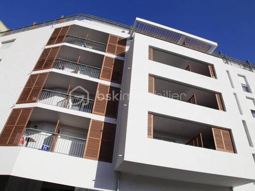 Appartement à vendre 49 000 € 1 pièce 16,7 m² Étage 5/6 Saint Pierre Marseille 5ème arrondissement 13005