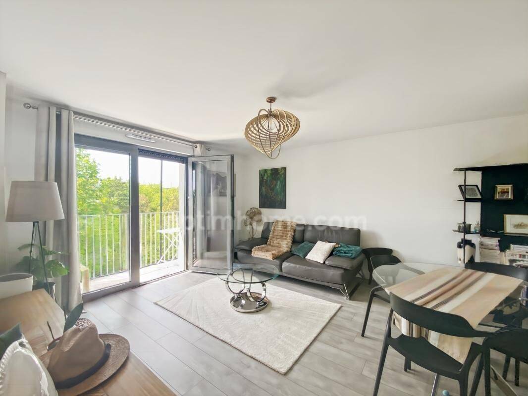 Appartement 2 pièces 46 m² · à Guyancourt · 46 m² · 216 000 €