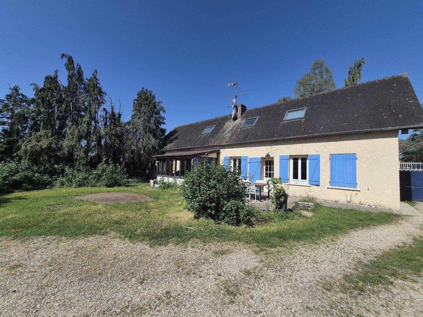 Maison 6 pièces 117 m² · à Bois-le-Roi · 117 m² · 232 000 €
