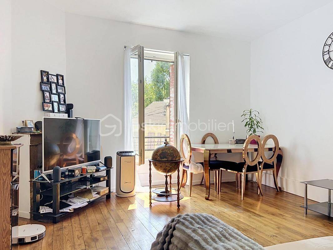 Appartement 3 pièces 62 m² · à Corbeil-Essonnes · 62,3 m² · 119 000 €