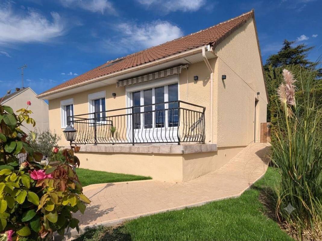 Maison 4 pièces 93 m² · à Dampmart · 93 m² · 390 000 €