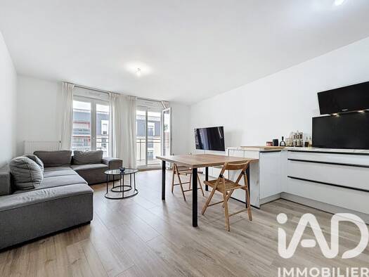 Appartement à vendre 259 000 € 3 pièces 2 chambres 65 m² Étage 2/3 Nord Est Gretz-Armainvilliers 77220