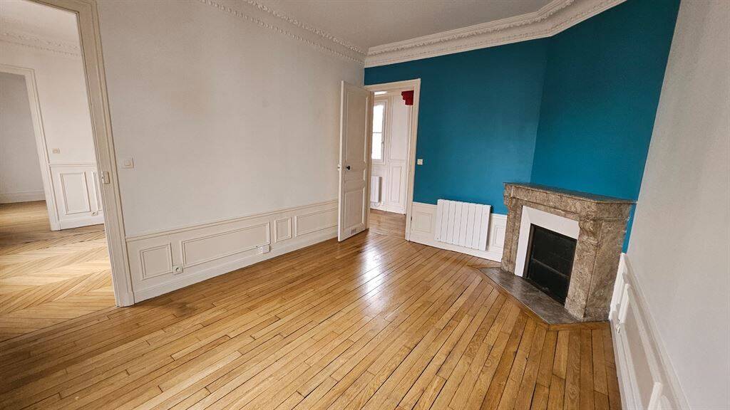 Appartement 3 pièces 58 m² · à Paris 20ème Arrondissement · 58 m² · 1 360 €/mois
