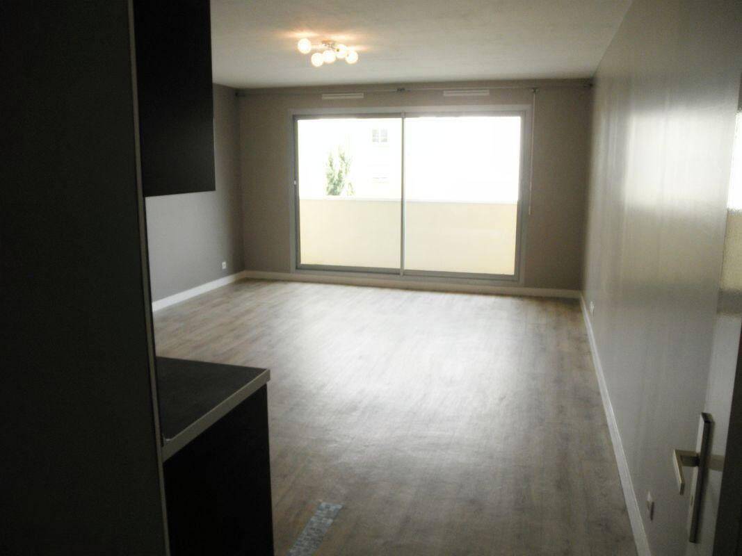 Appartement 1 pièce 44 m² · à Poitiers · 44 m² · 514 €