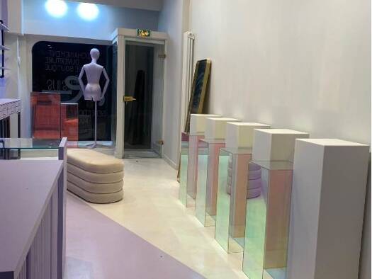Boutique avec bail commercial 1 491 € 1 pièce 50 m² de surface de vente Vieux Lille Lille 59800