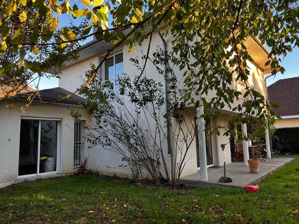 Maison 5 pièces 120 m² · à Bizanos · 120 m² · 1 450 €