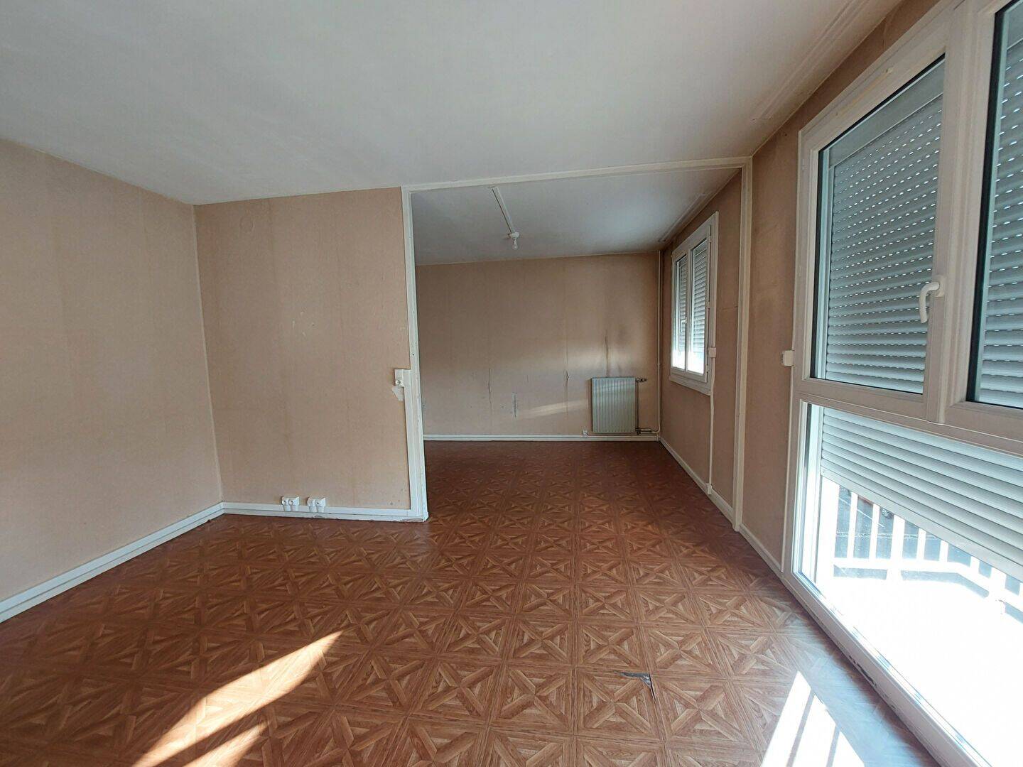 Appartement 4 pièces 77 m² · à Bihorel · 76,9 m² · 74 000 €