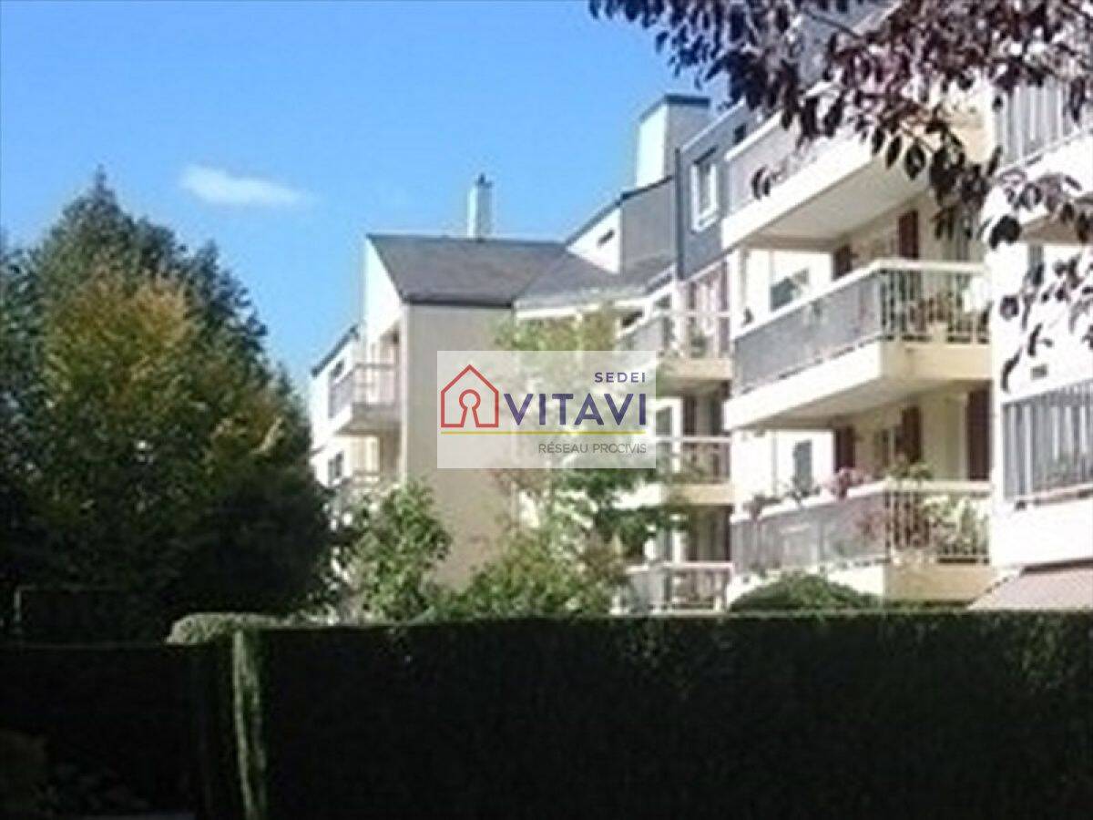 Appartement 3 pièces 67 m² · à Compiègne · 66,5 m² · 950 €