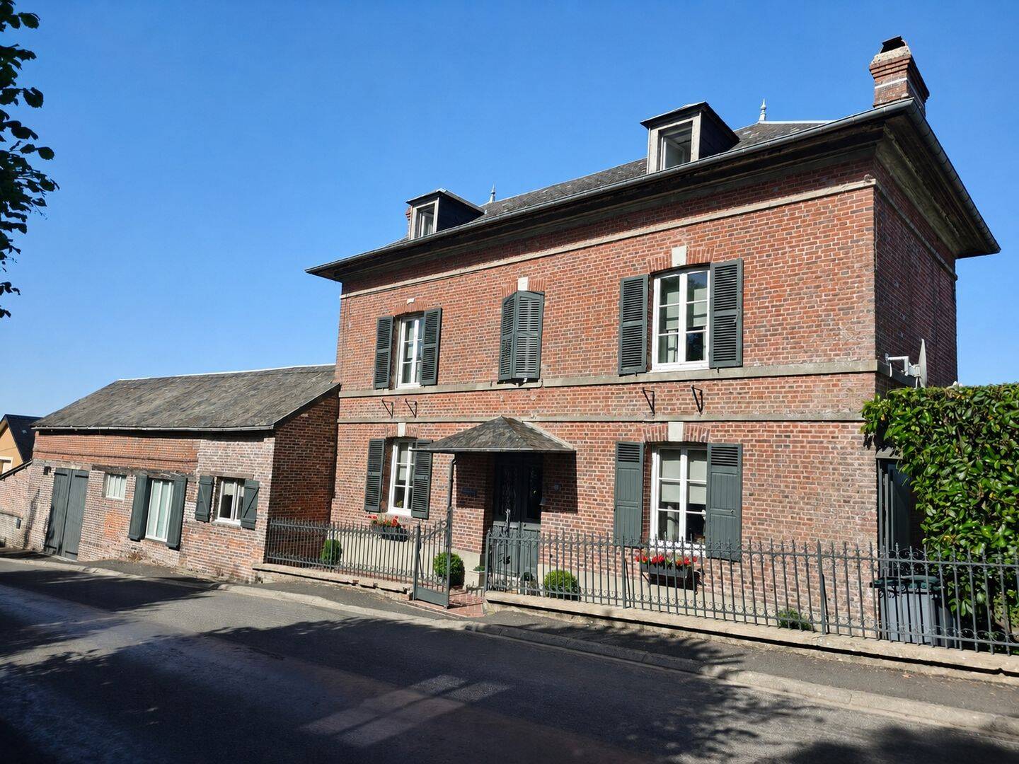 Maison 6 pièces 127 m² · à Valorbiquet · 127 m² · 247 500 €