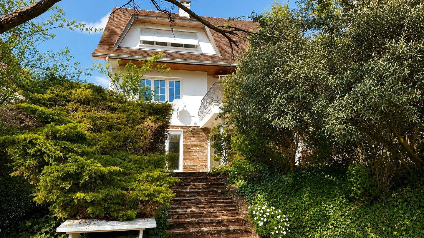 Maison 8 pièces 189 m² · à Épinay-sur-Orge · 189 m² · 650 000 €