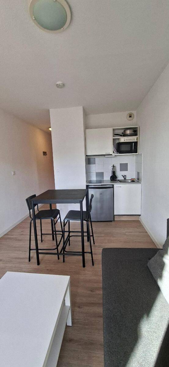 Appartement 1 pièce 19 m² · à Béziers · 18,8 m² · 468 €/mois