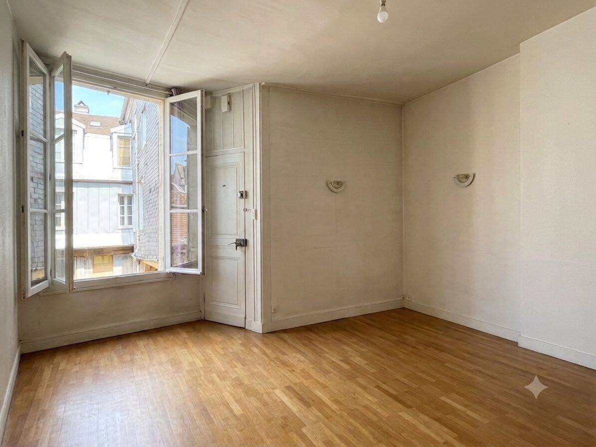 Appartement 3 pièces 94 m² · à Besançon · 94 m² · 160 000 €