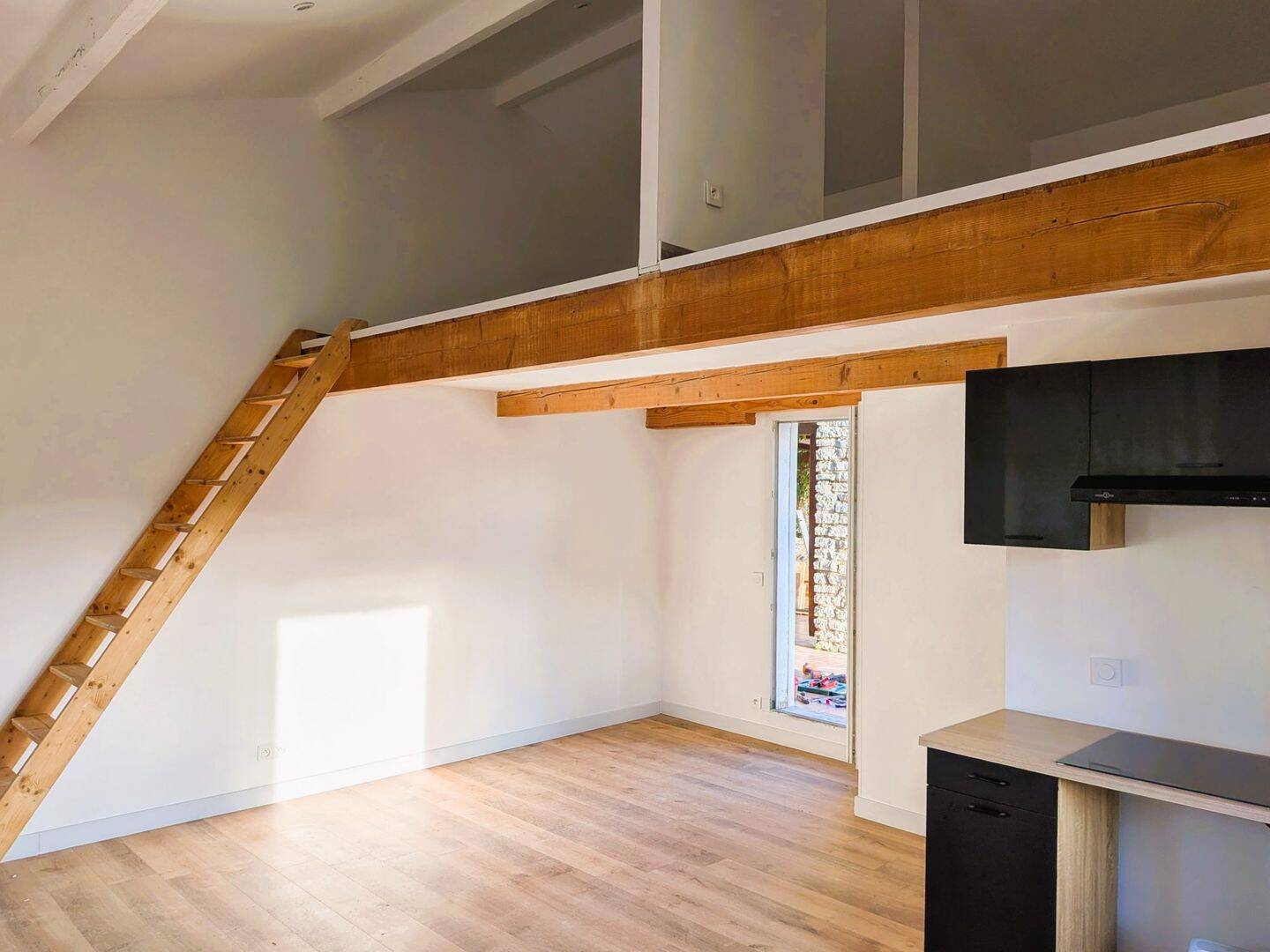 Appartement 1 pièce 29 m² · à Saint-Martin-de-Londres · 29 m² · 139 000 €