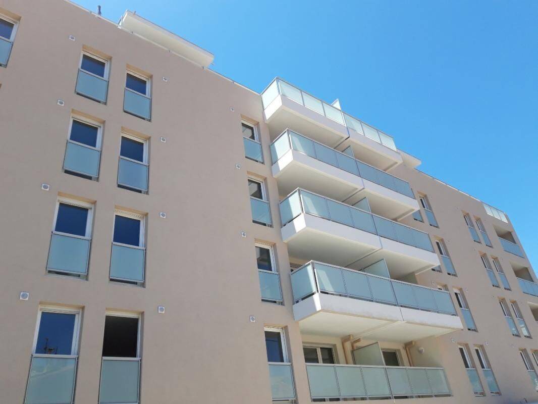 Appartement 2 pièces 43 m² · à Toulon · 43 m² · 637 €
