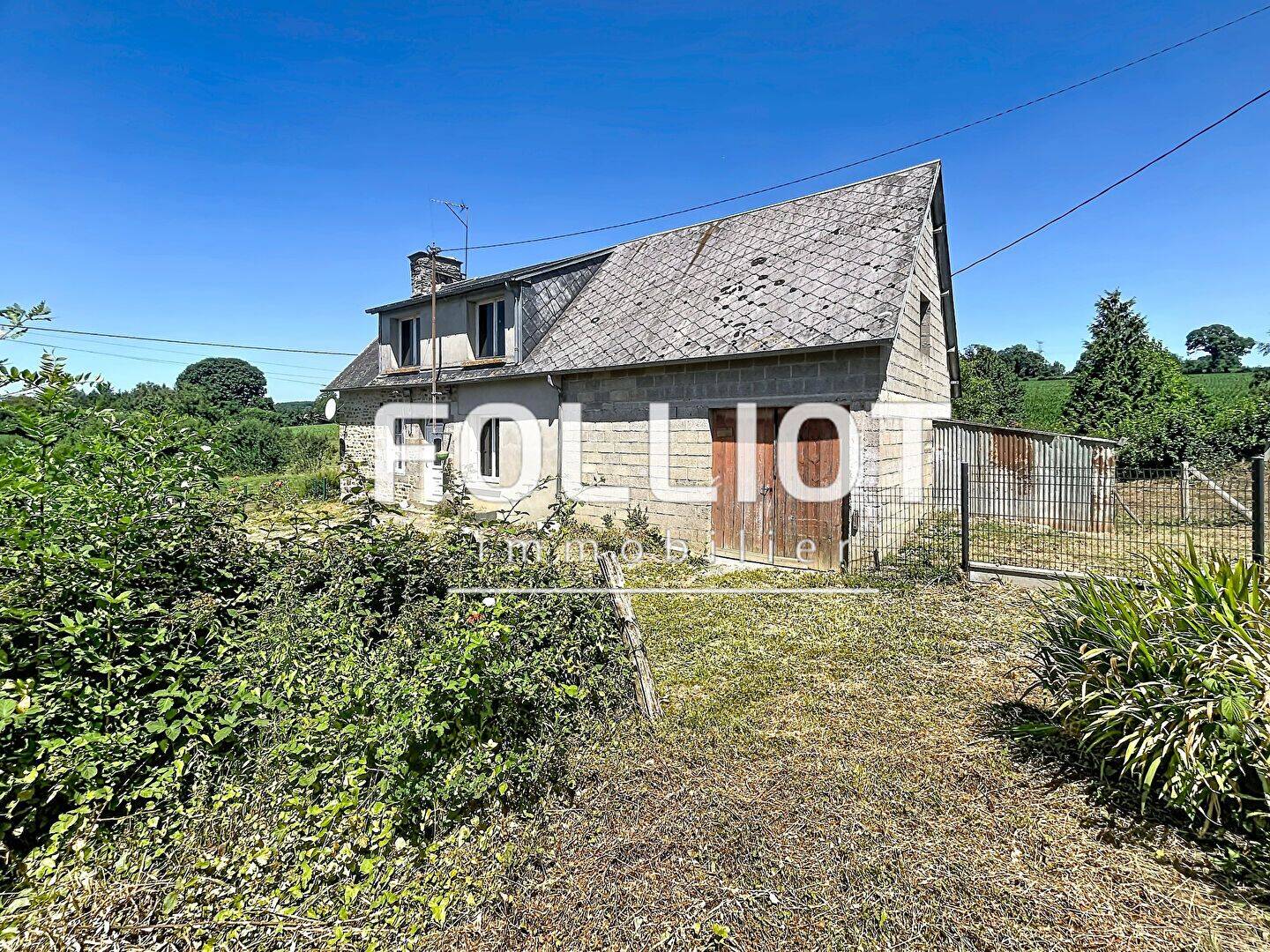 Maison 4 pièces 82 m² · à Saint-Laurent-de-Cuves · 81,5 m² · 65 500 €