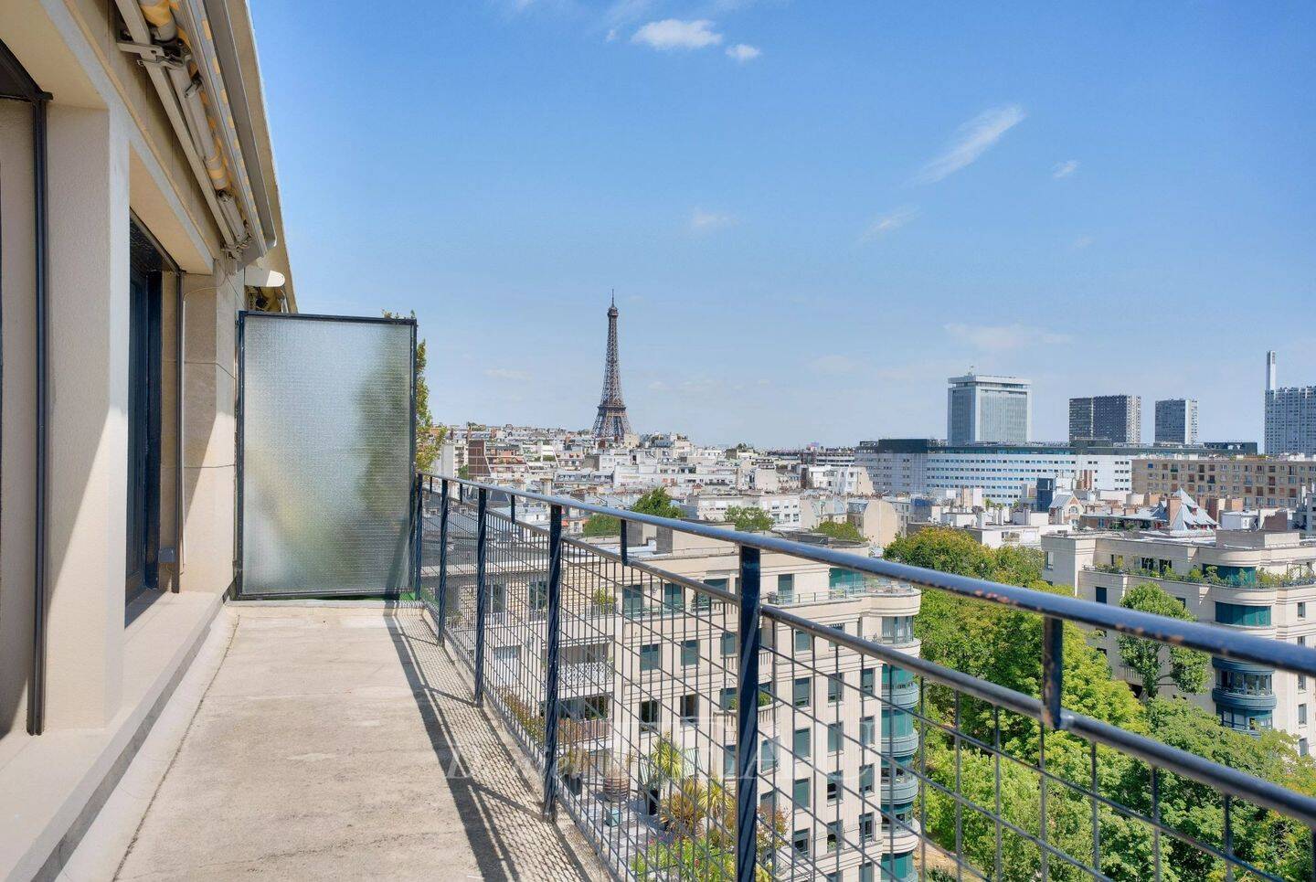 Appartement 3 pièces 92 m² · à Paris 16ème Arrondissement · 92 m² · 4 500 €