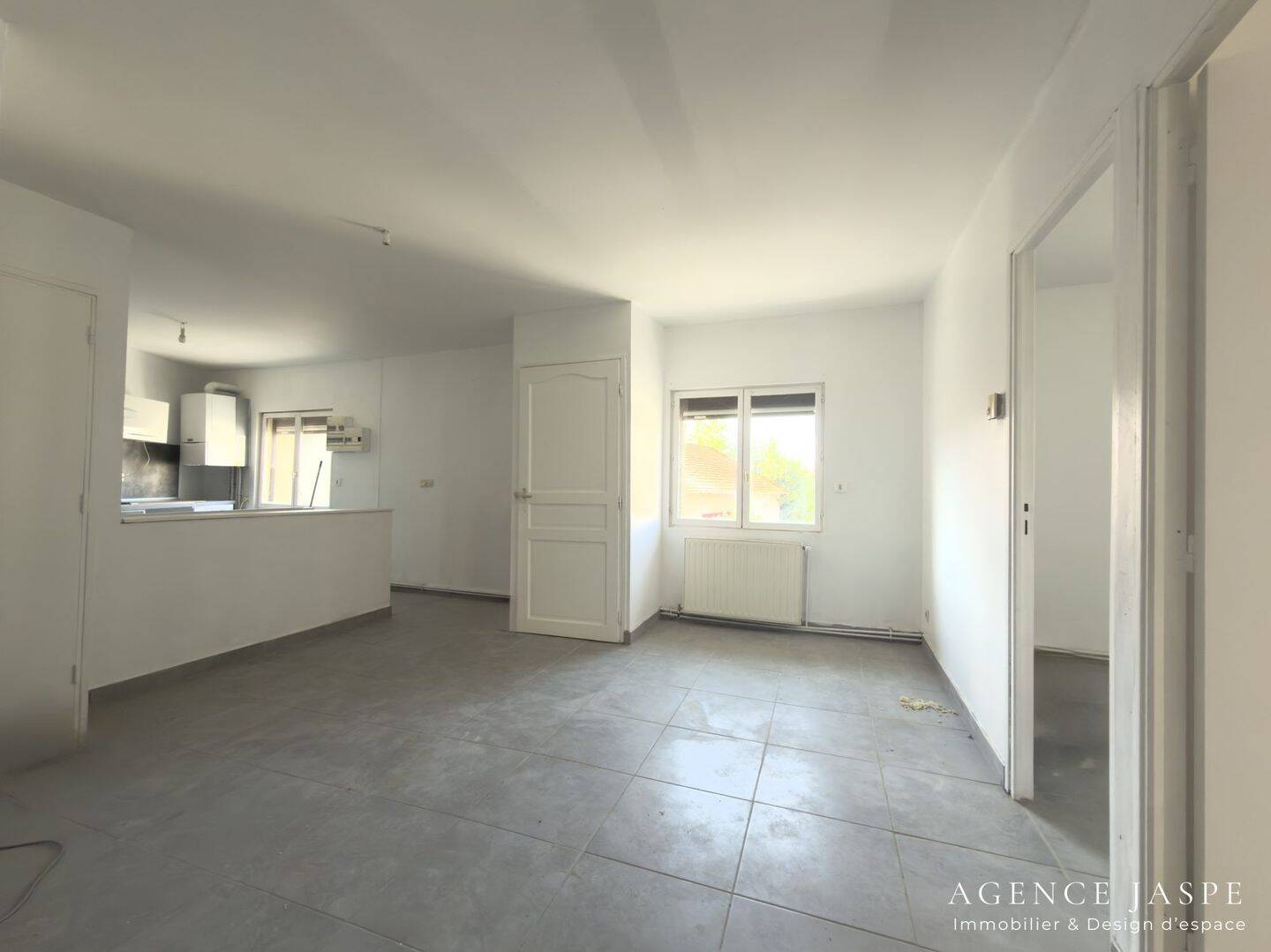 Appartement 3 pièces 54 m² · à Sury-le-Comtal · 54 m² · 470 €