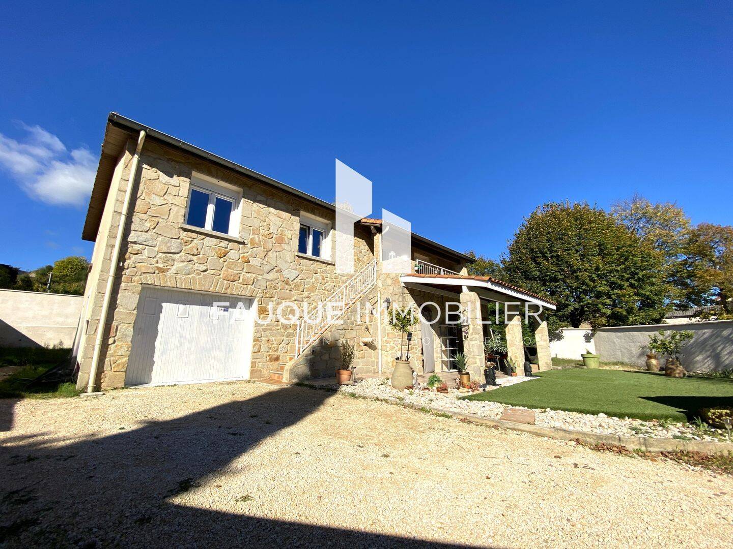 Maison 7 pièces 162 m² · à Saint-Péray · 162,4 m² · 363 000 €