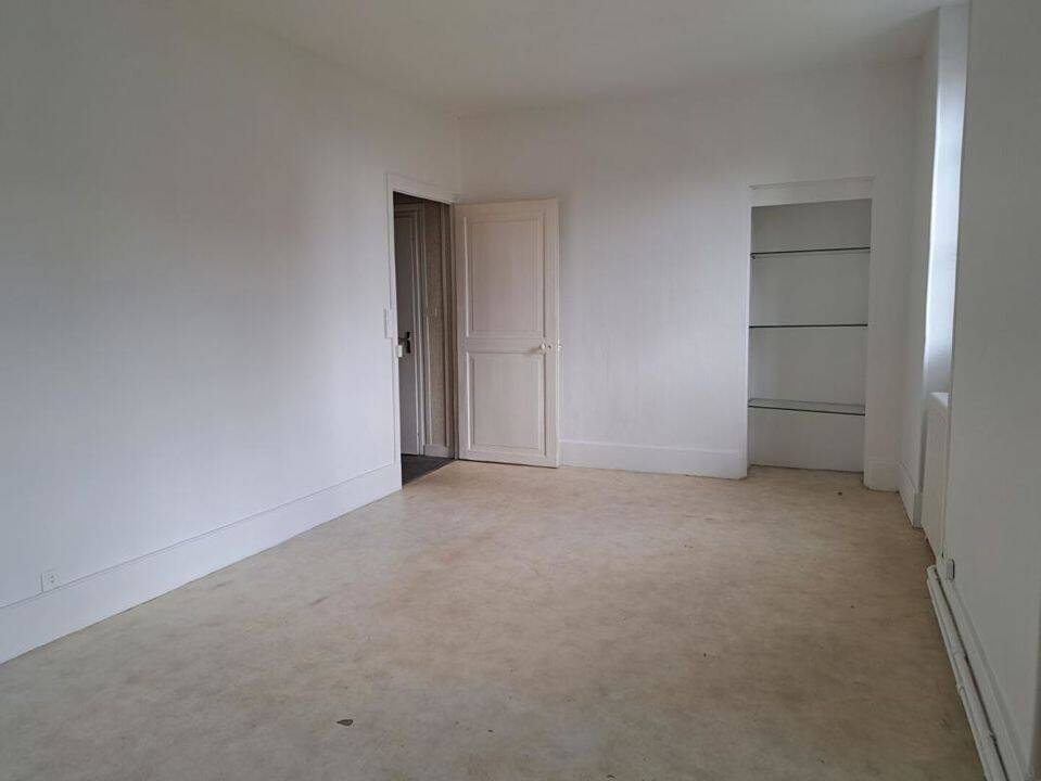 Appartement 2 pièces 58 m² · à Fourchambault · 58 m² · 380 €