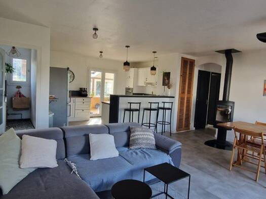 Maison de plain-pied à vendre 229 000 € 5 pièces 3 chambres 89 m² 545 m² de terrain Luc-la-Primaube 12450