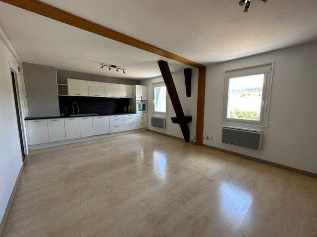 Appartement 3 pièces 59 m² · à Mouthe · 59 m² · 815 €