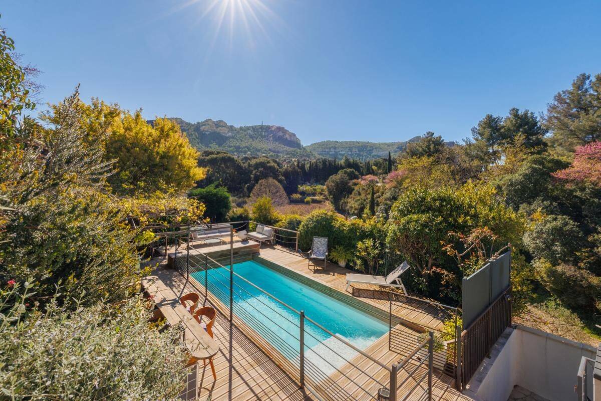 Maison 7 pièces 189 m² · à Cassis · 189 m² · 1 350 000 €
