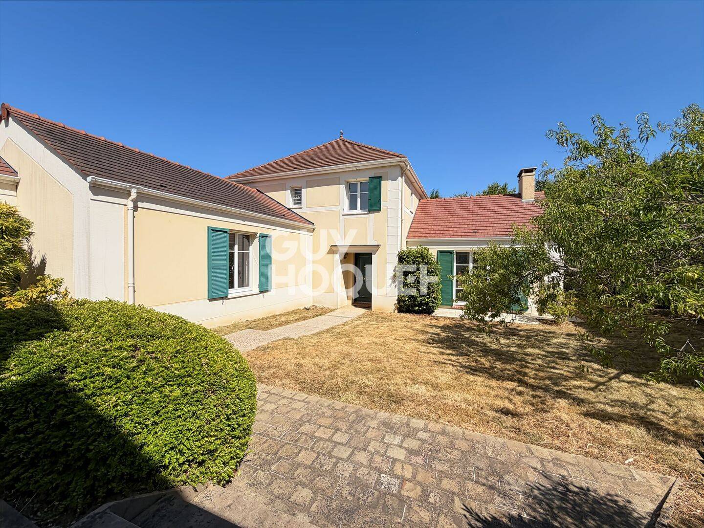 Maison 5 pièces 176 m² · à Magny-le-Hongre · 176 m² · 3 600 €/mois