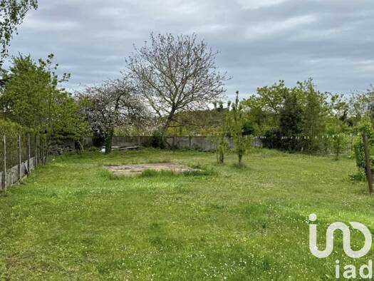 Terrain constructible viabilisé à vendre 95 000 € 649 m² de terrain Montigny-sur-Loing 77690