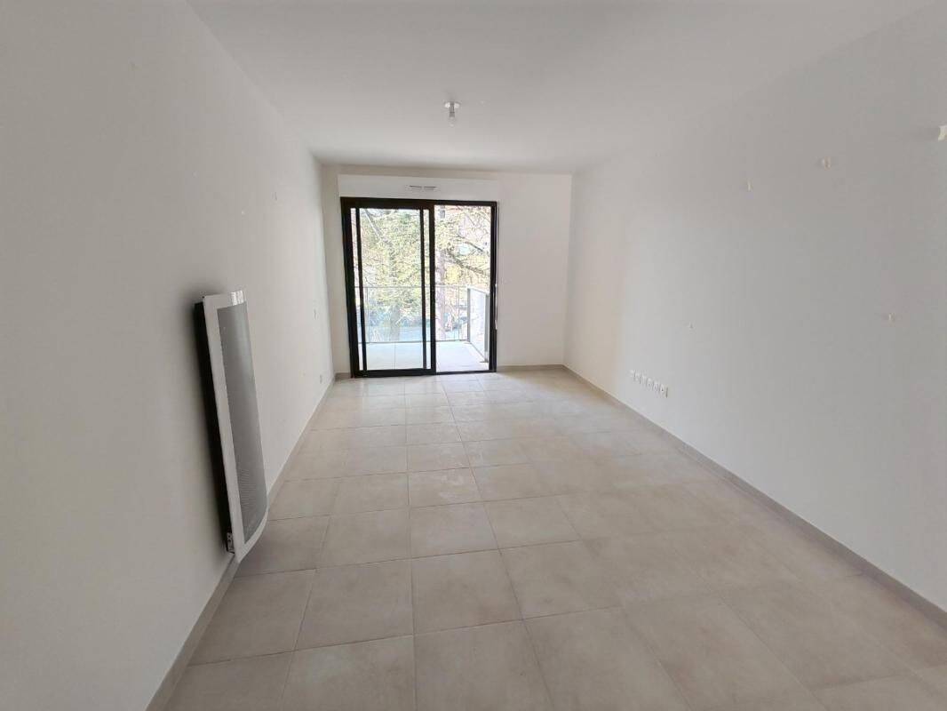 Appartement 2 pièces 43 m² · à Nîmes · 43 m² · 590 €
