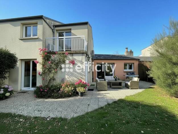 Pavillon à vendre 291 200 € 5 pièces 4 chambres 104 m² 476 m² de terrain Le Lac-L'Épan Joué-Lès-Tours 37300