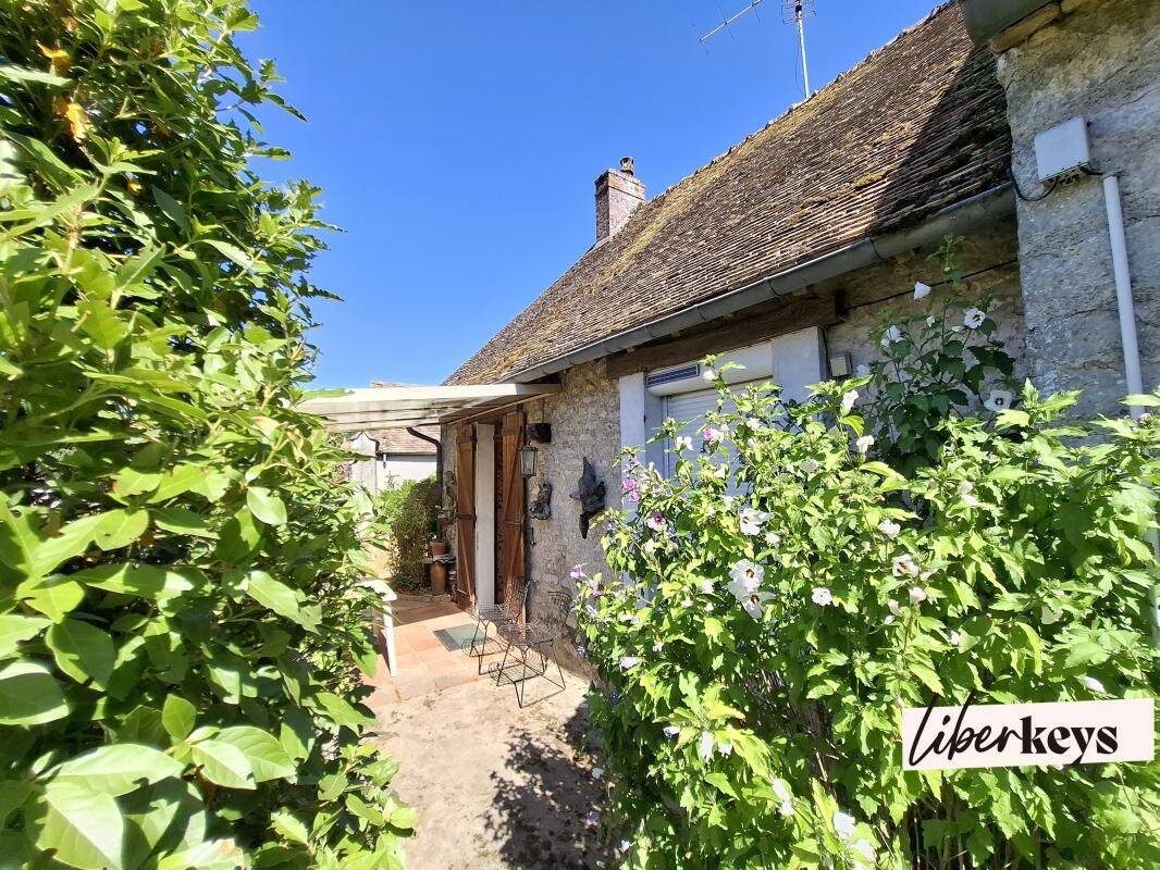 Maison 6 pièces 135 m² · à Louville-la-Chenard · 135 m² · 175 000 €