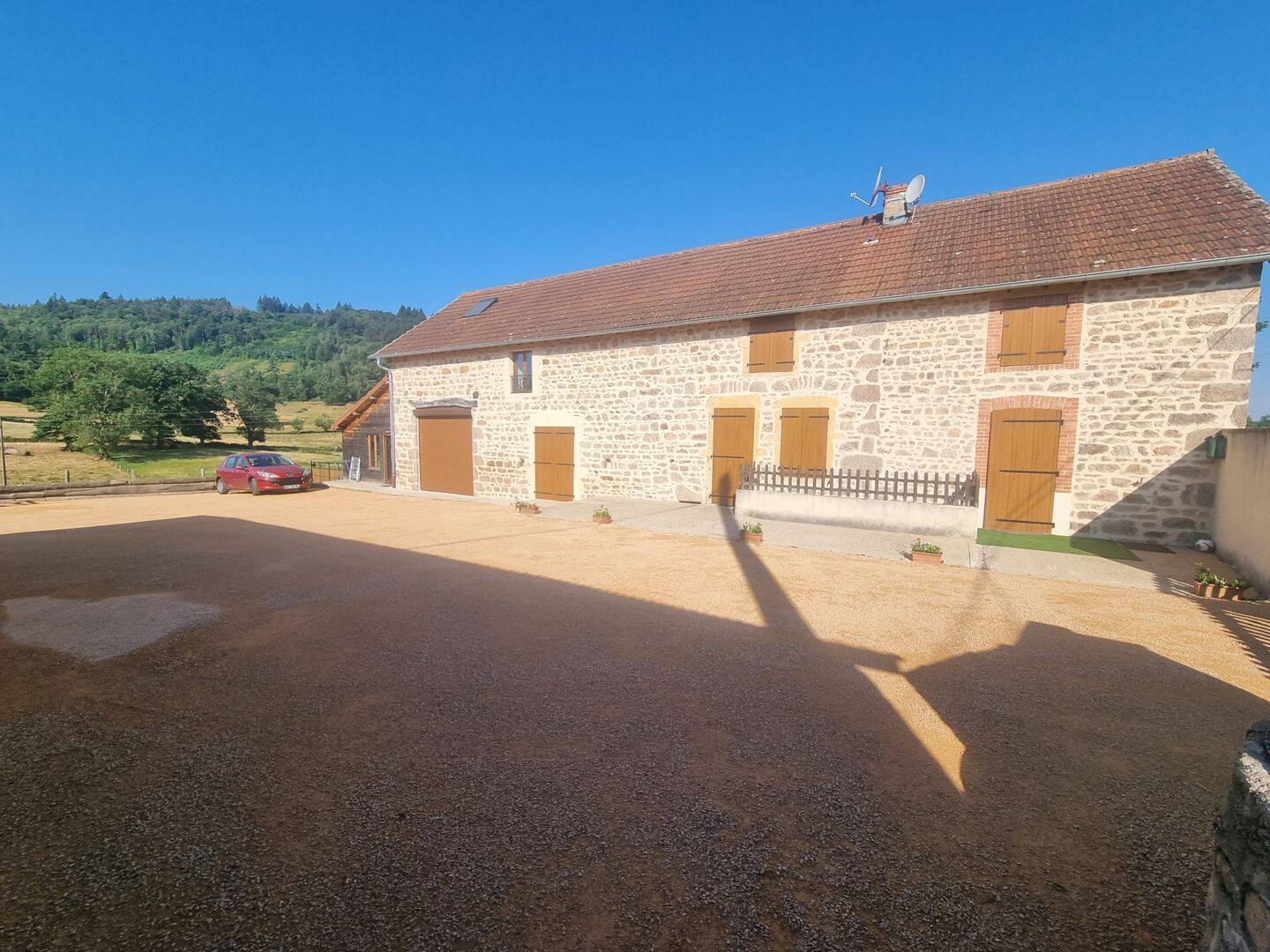 Maison 8 pièces 232 m² · à Verosvres · 232 m² · 330 000 €
