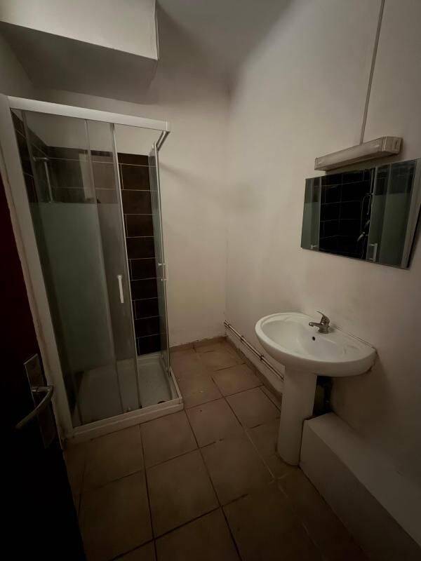 Appartement 3 pièces 71 m² · à Tarascon · 70,9 m² · 590 €