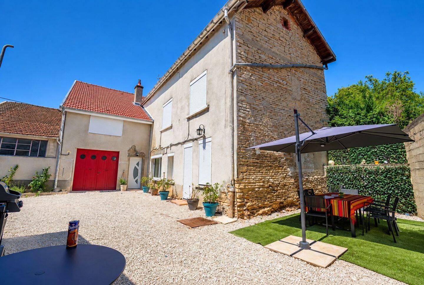 Maison 4 pièces 137 m² · à Selongey · 137 m² · 195 000 €