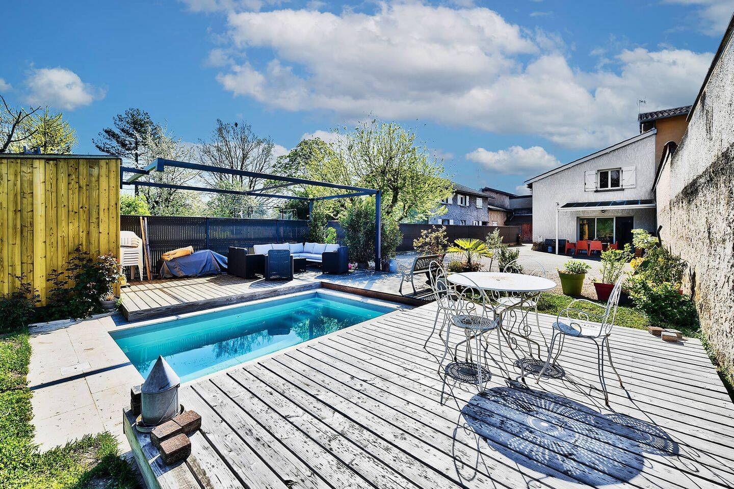 Maison 5 pièces 90 m² · à Les Chères · 90 m² · 416 000 €