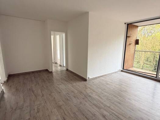 Appartement à vendre 139 900 € 4 pièces 3 chambres 79,5 m² Étage 4/4 Boussy-Saint-Antoine 91800