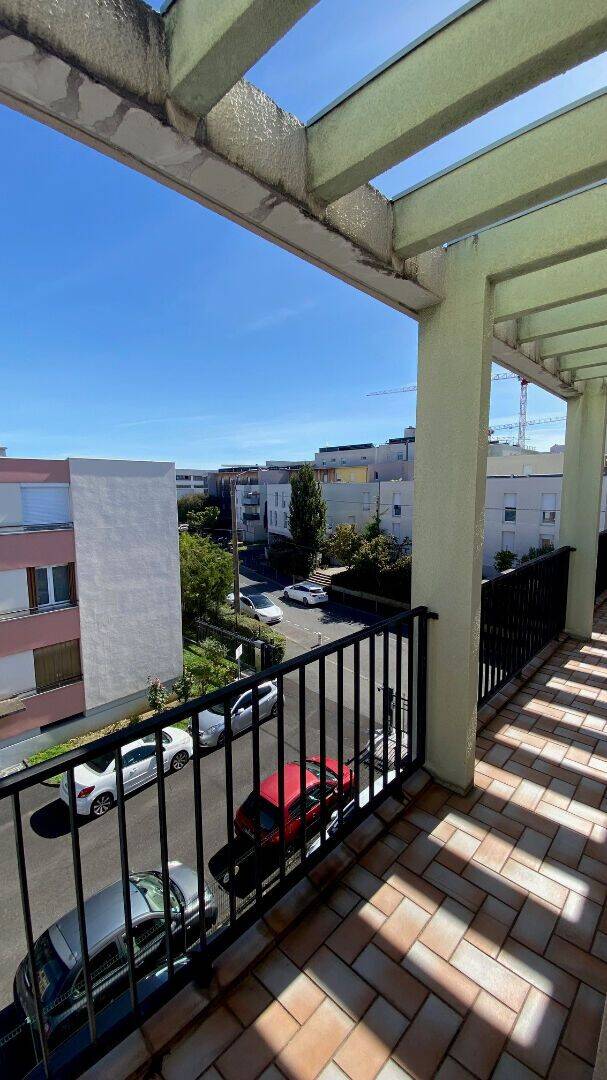 Appartement 3 pièces 75 m² · à Clermont-Ferrand · 75 m² · 760 €