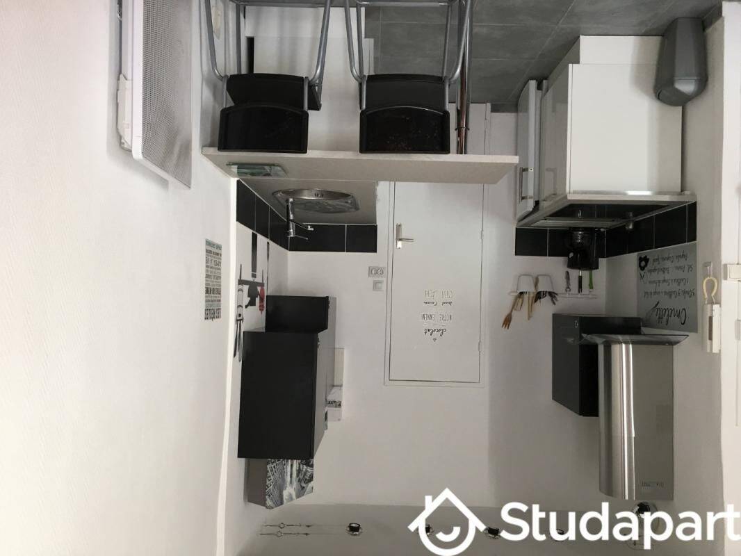 Appartement 1 pièce 22 m² · à Toulon · 22 m² · 700 €