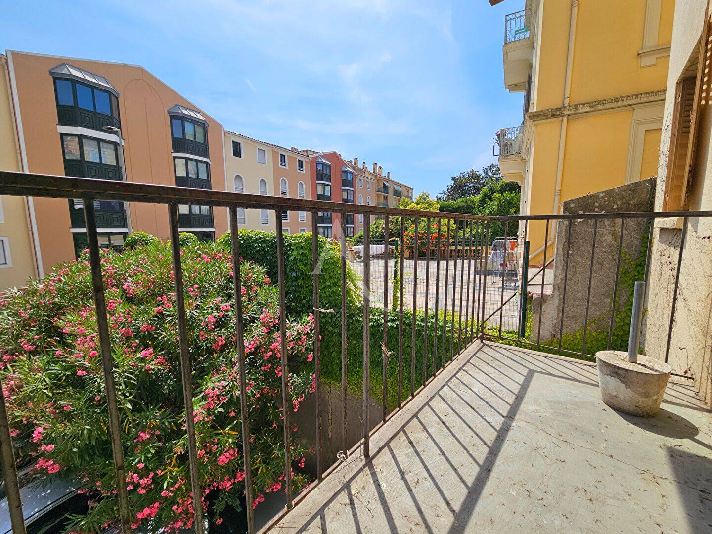 Appartement 3 pièces 52 m² · à Grasse · 51,8 m² · 116 600 €